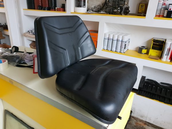 SCAUN UNIVERSAL PENTRU STIVUITOR/TRACTOR - Image 3